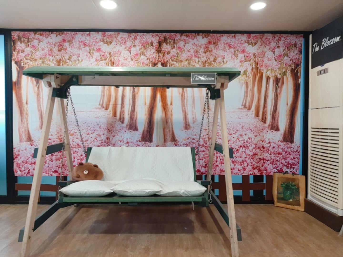 The Blossom Yeonnam Guesthouse Seoul Exterior photo