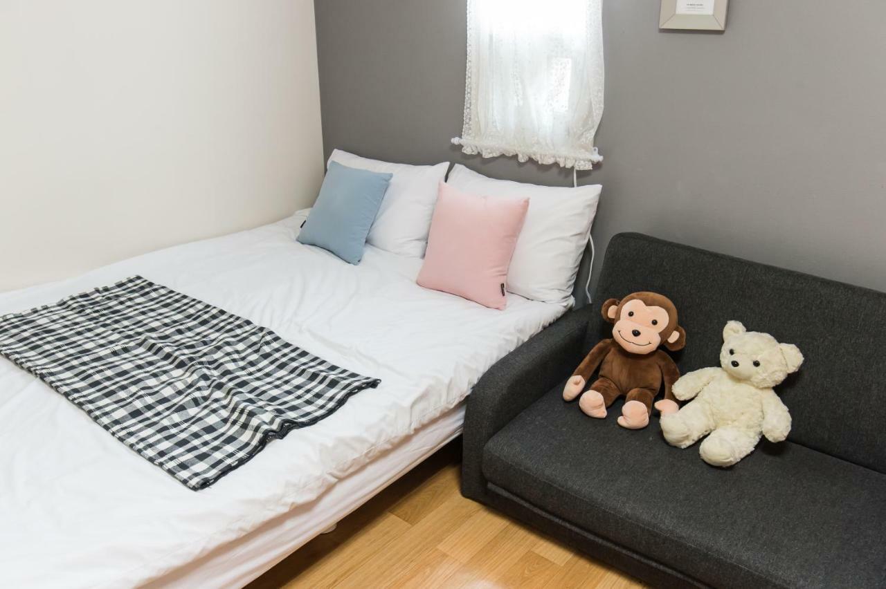 The Blossom Yeonnam Guesthouse Seoul Exterior photo